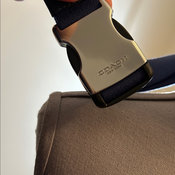 Coach Dark Blue Belt Bag - Picture 4 of 8